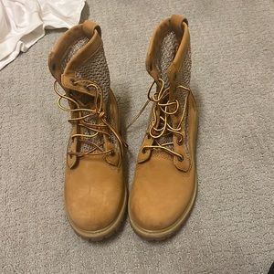 Fun timberlands